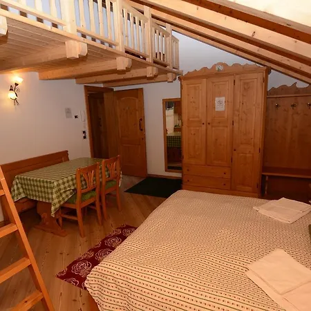 Casa Elena Rabbi